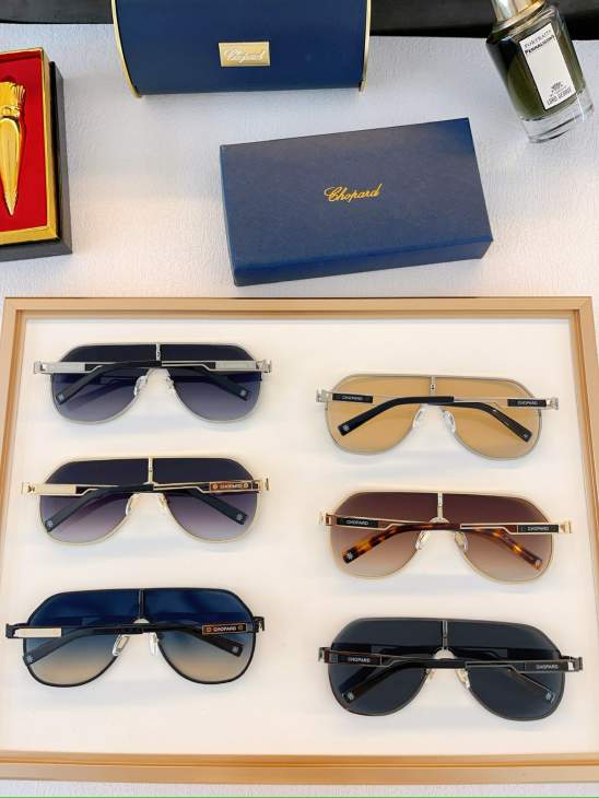 Picture of Chopard Sunglasses _SKUfw80048431fw